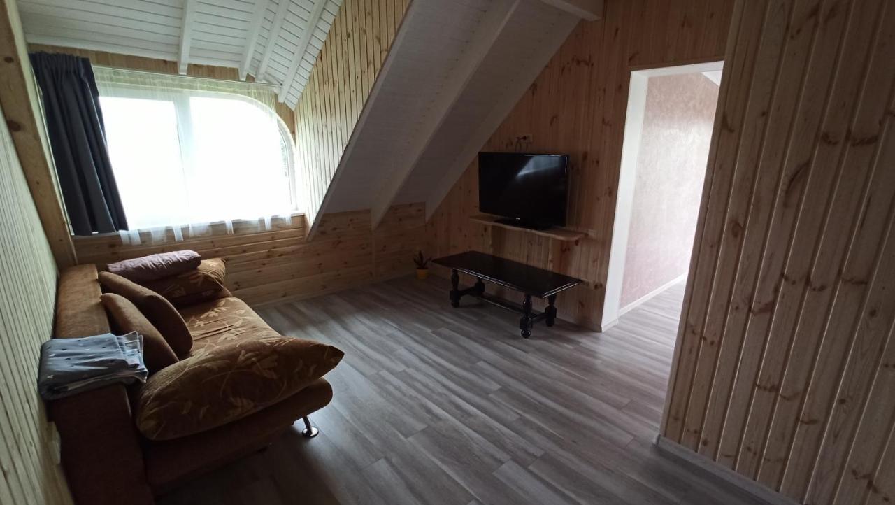Hotel Eco House Čornomors'k Esterno foto