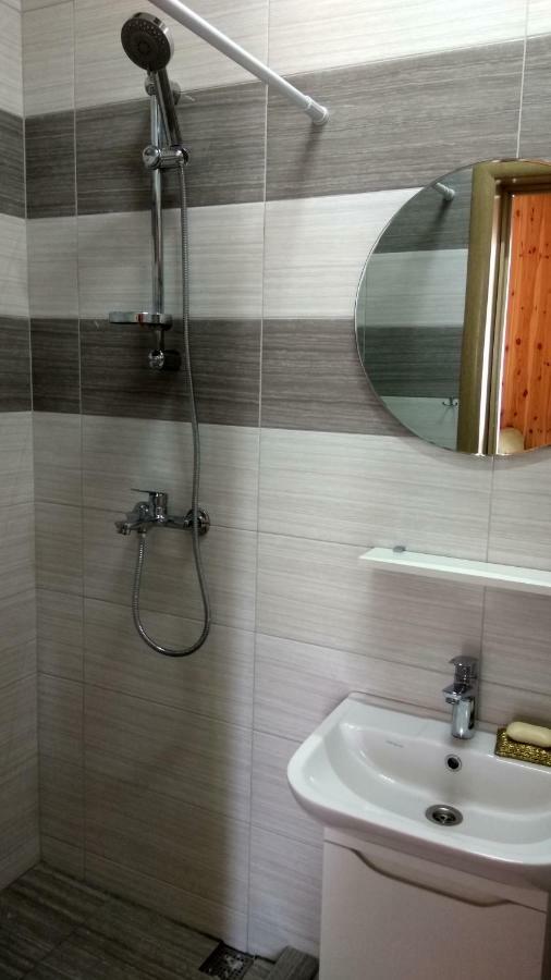 Hotel Eco House Čornomors'k Esterno foto