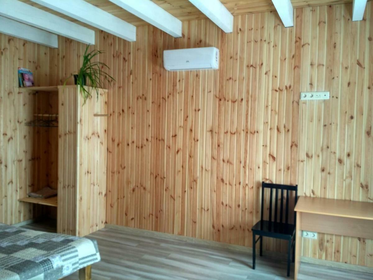 Hotel Eco House Čornomors'k Esterno foto